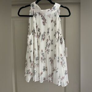Women’s White Sleeveless Blouse
